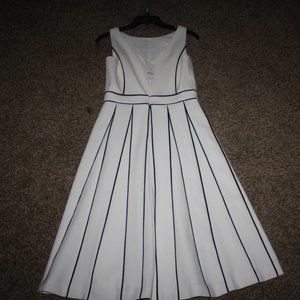 Sleeveless Seamed Fit-and-Flare Dress Sz 2